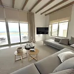Olive Breeze , Naousa Villa Isterni (Paros)