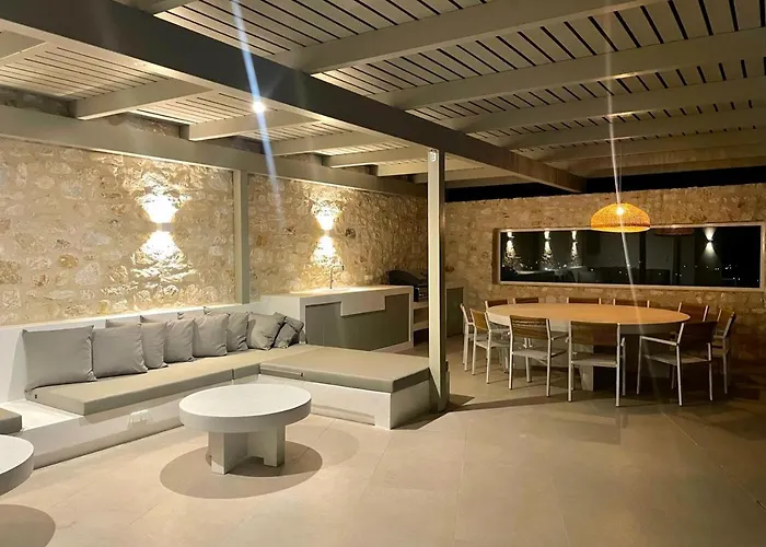 Olive Breeze , Naousa * Isterni (Paros)