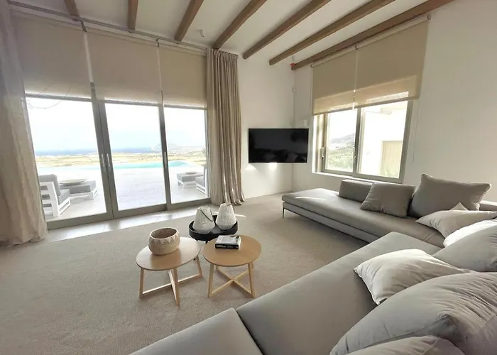 Olive Breeze , Naousa Willa Isterni (Paros)