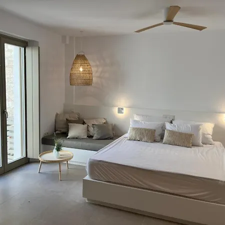 Olive Breeze , Naousa *