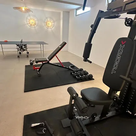 Olive Breeze , Naousa فيلة *