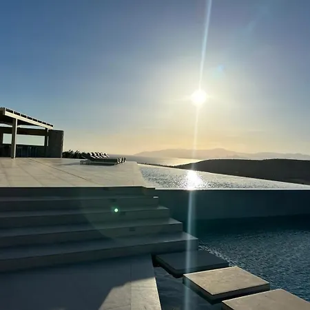 Olive Breeze , Naousa Villa
