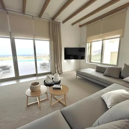 Olive Breeze , Naousa فيلة Isterni (Paros)